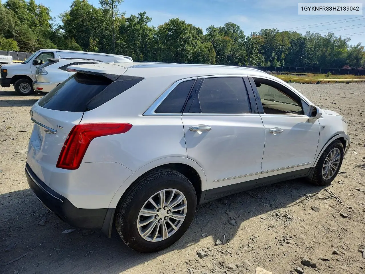 2017 CADILLAC XT5 VIN 1GYKNFRS3HZ139042 — фото 3