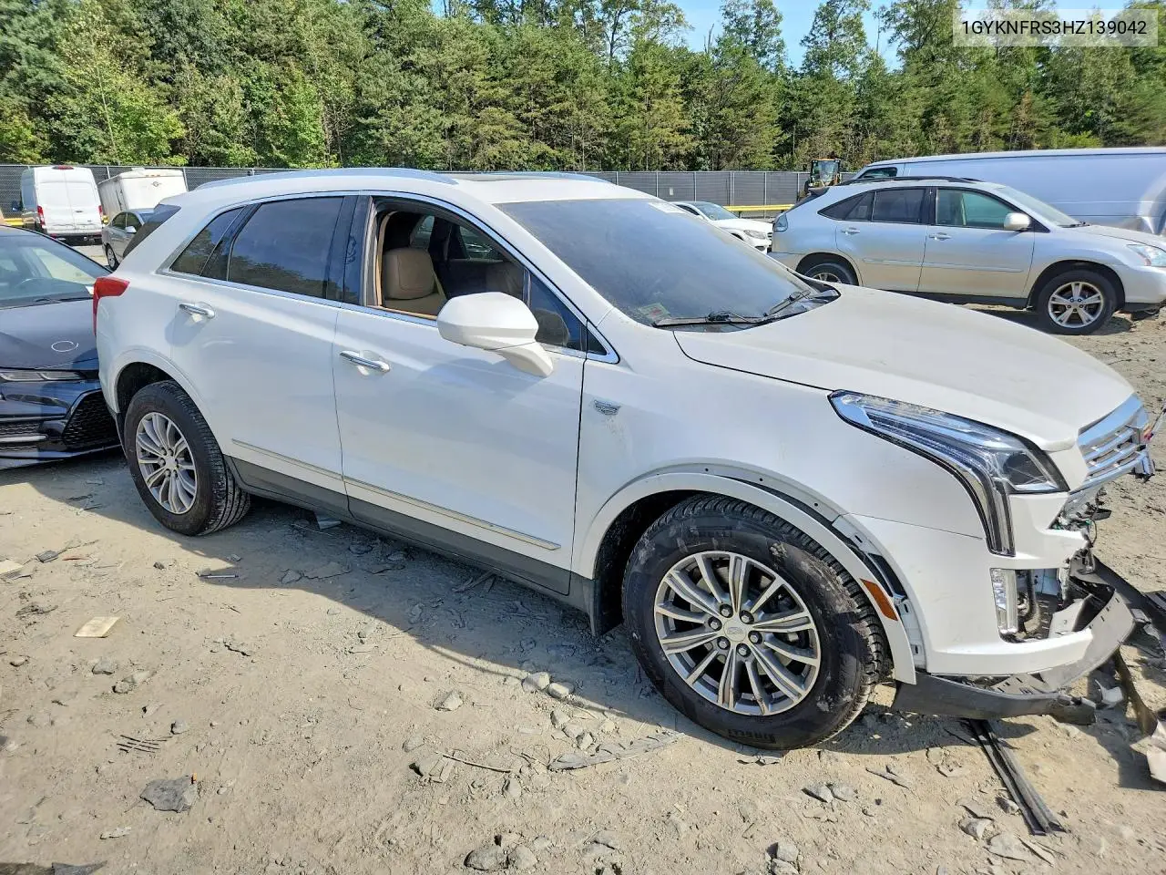 2017 CADILLAC XT5 VIN 1GYKNFRS3HZ139042 — фото 4