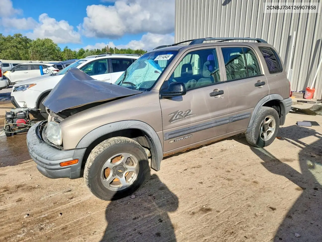CHEVROLET TRACKER 2002, VIN 2CNBJ734126907858