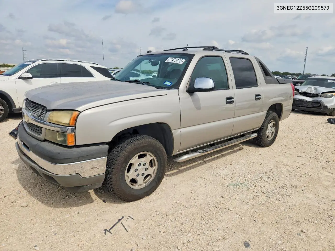 CHEVROLET AVALANCHE 2005, VIN 3GNEC12Z55G209579