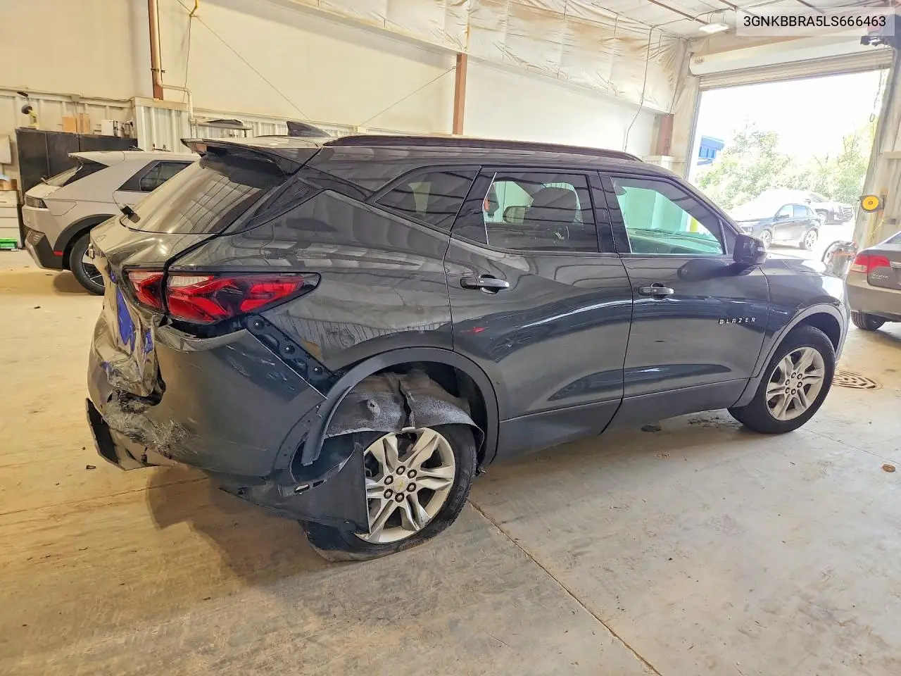 2020 CHEVROLET BLAZER VIN 3GNKBBRA5LS666463 — фото 3