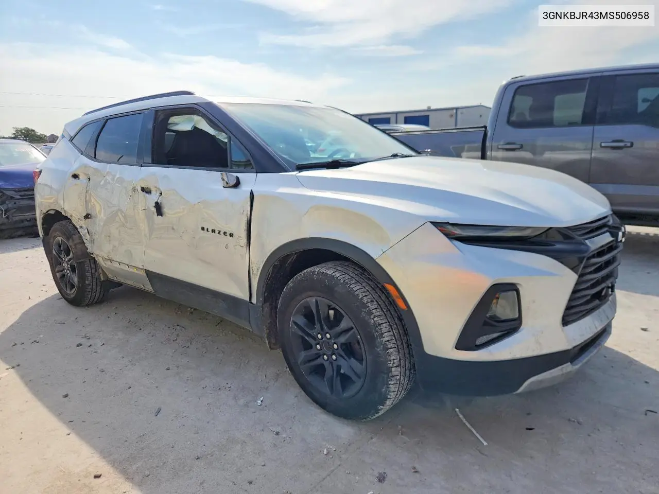 2021 CHEVROLET BLAZER VIN 3GNKBJR43MS506958 — фото 4