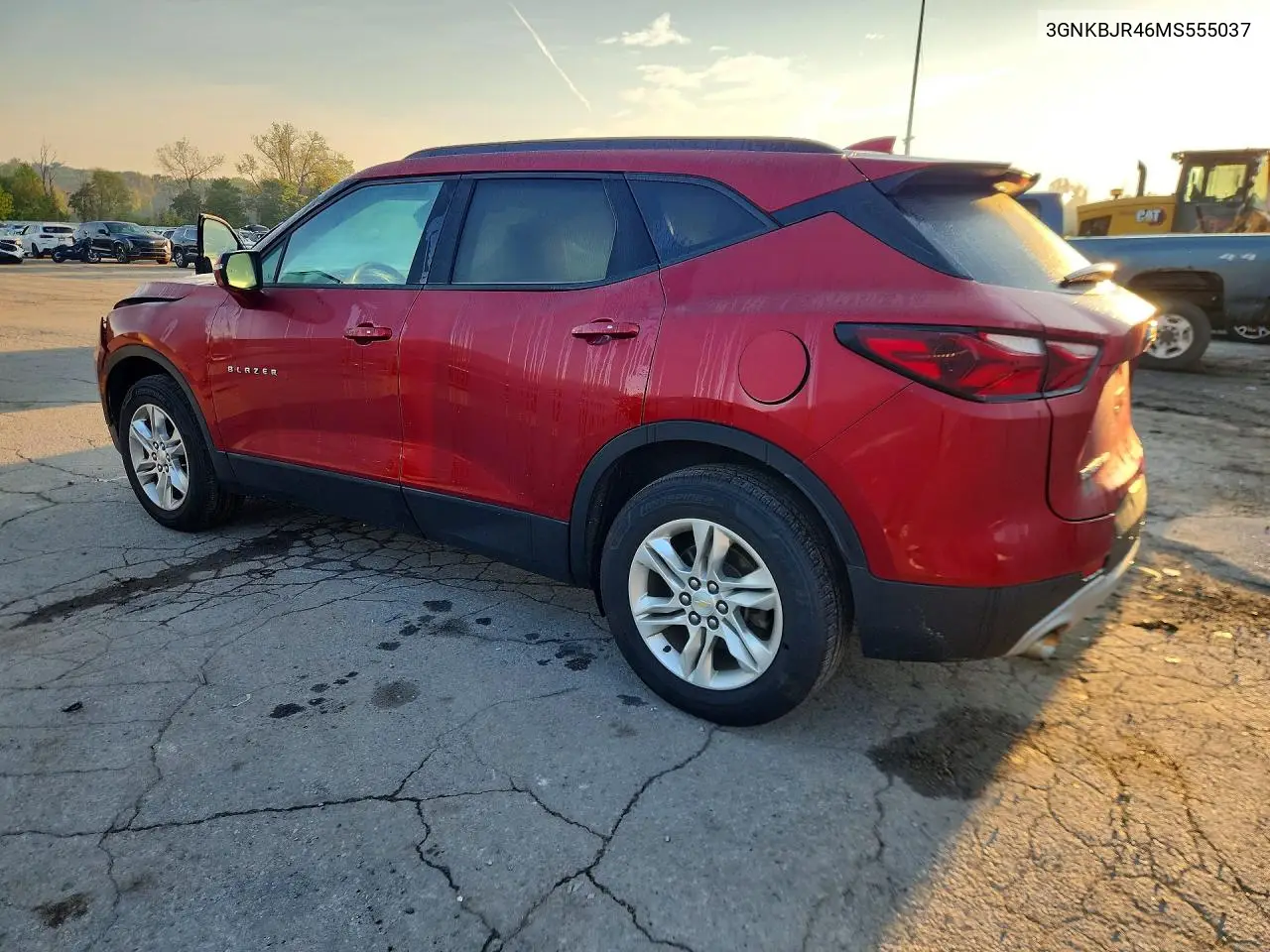 2021 CHEVROLET BLAZER VIN 3GNKBJR46MS555037 — фото 2