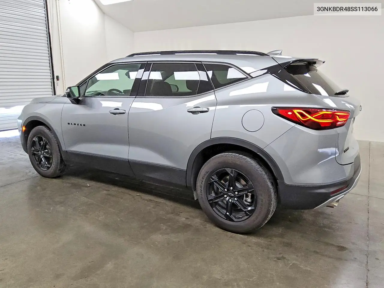 2025 CHEVROLET BLAZER VIN 3GNKBDR48SS113066 — фото 2