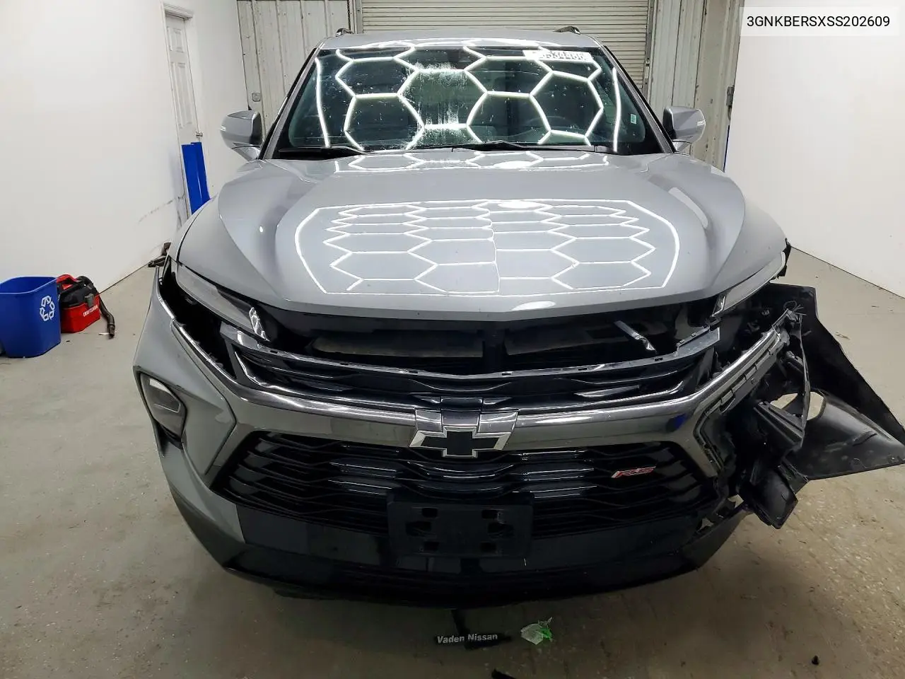 2025 CHEVROLET BLAZER VIN 3GNKBERSXSS202609 — фото 5
