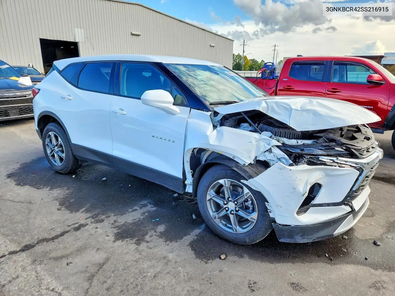2025 CHEVROLET BLAZER VIN 3GNKBCR42SS216915 — фото 4