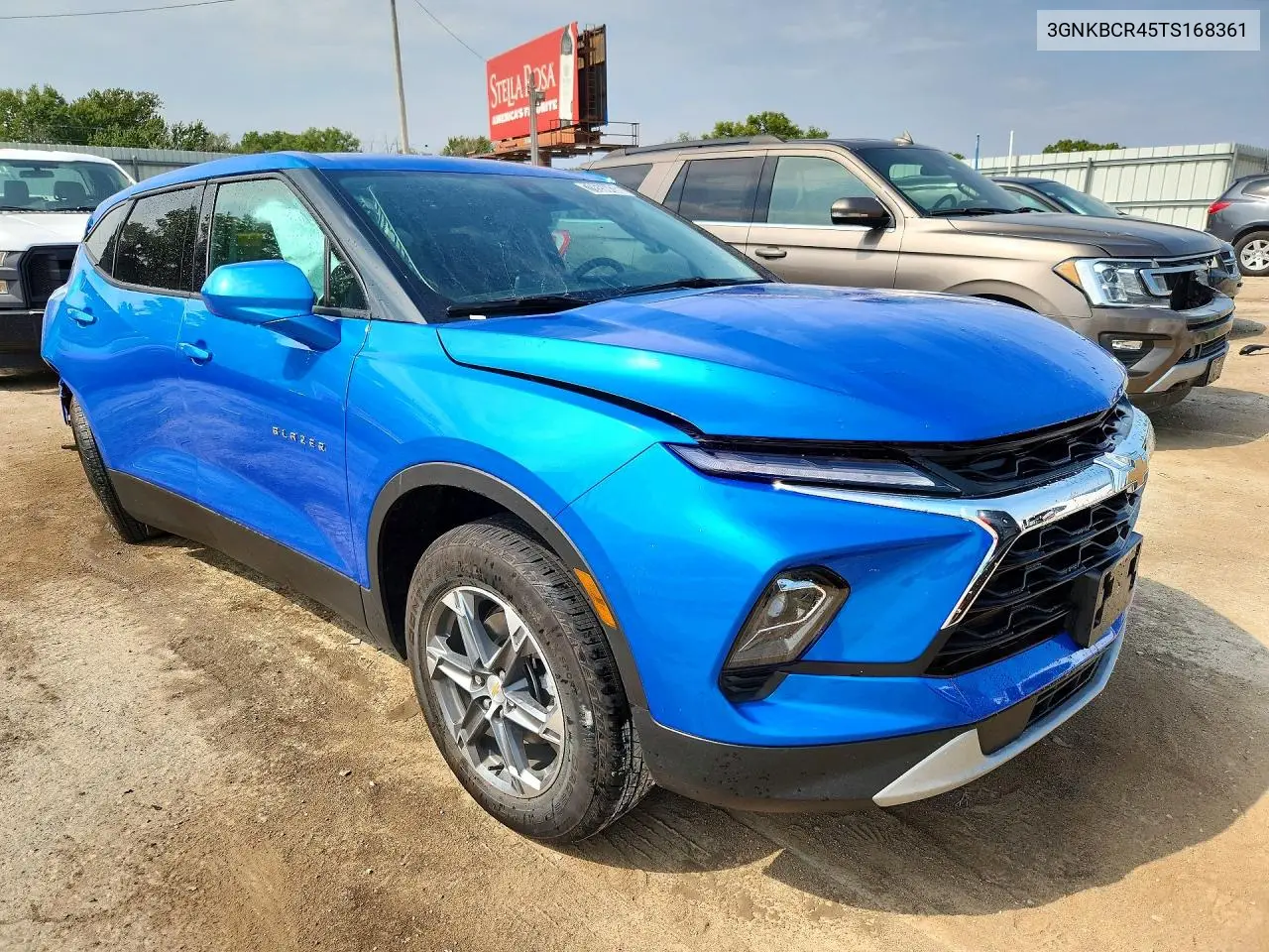 2026 CHEVROLET BLAZER VIN 3GNKBCR45TS168361 — фото 4