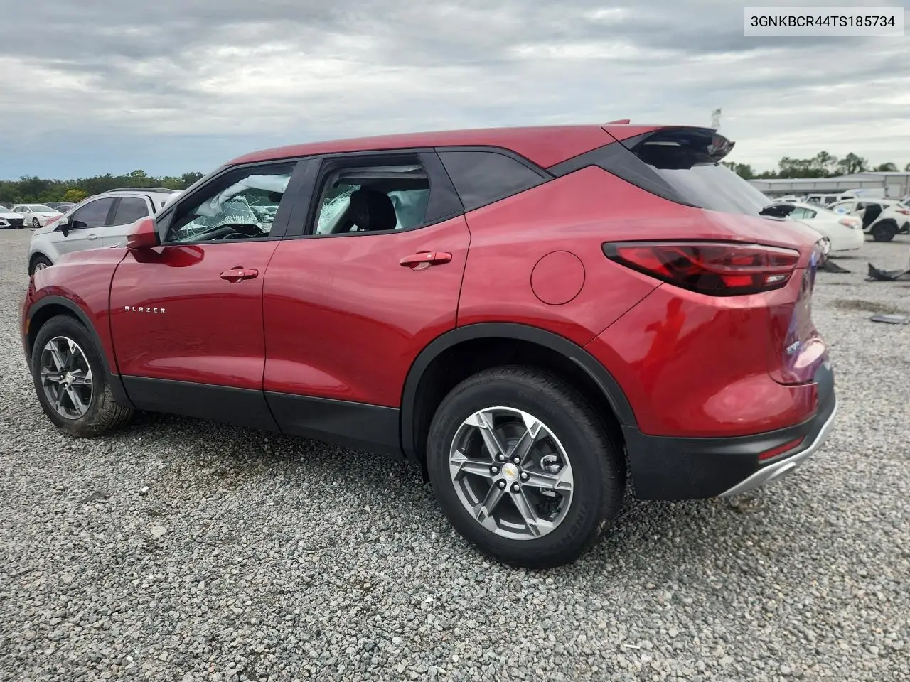 2026 CHEVROLET BLAZER VIN 3GNKBCR44TS185734 — фото 2