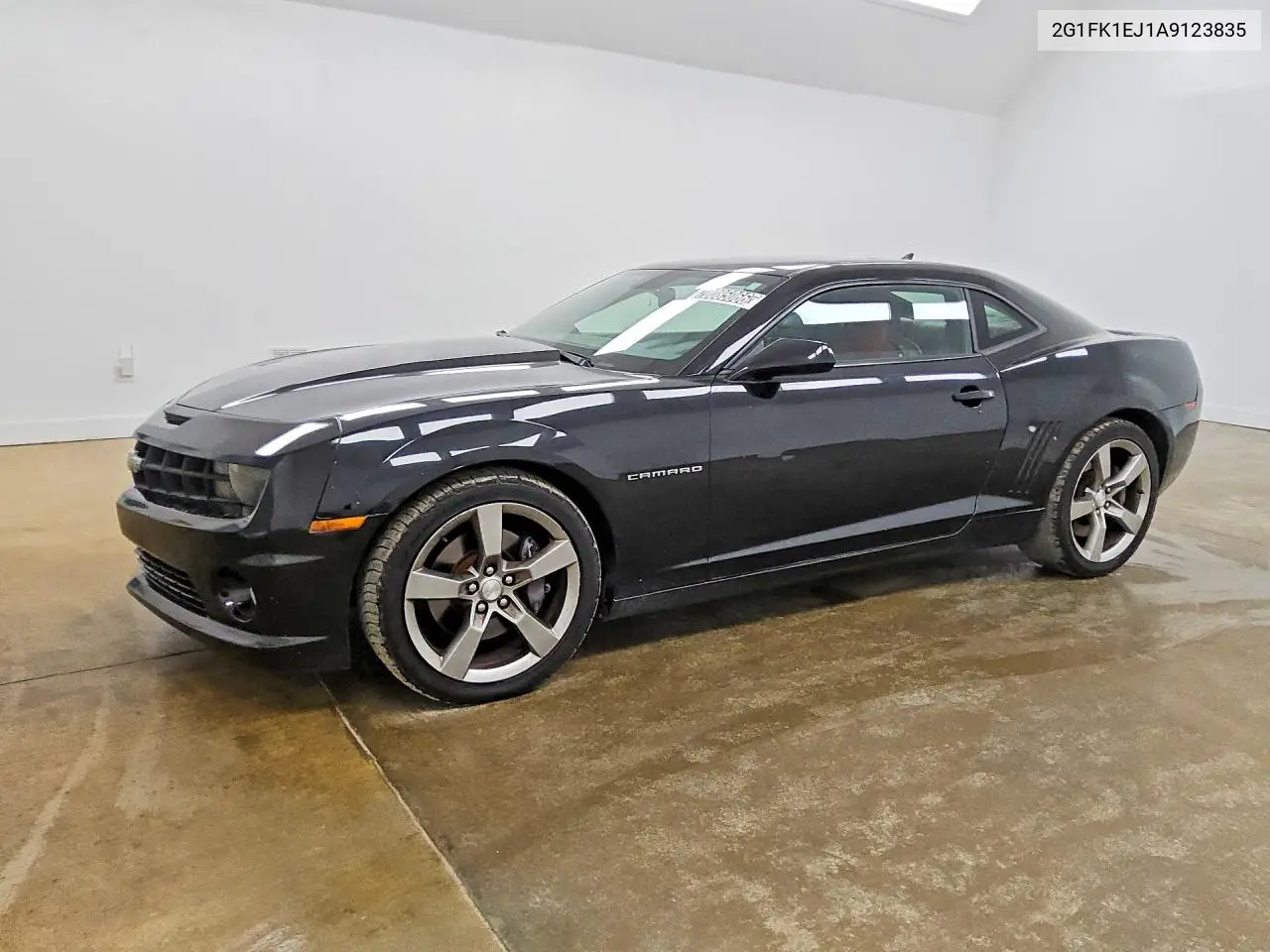 CHEVROLET CAMARO 2010, VIN 2G1FK1EJ1A9123835