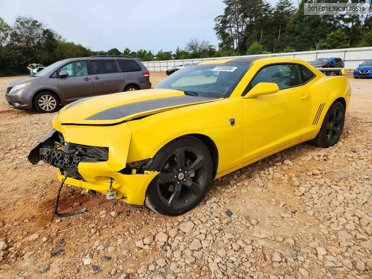 CHEVROLET CAMARO 2012, VIN 2G1FC1E39C9136639