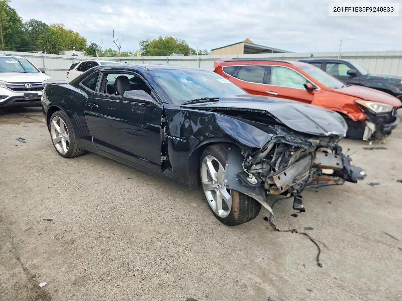 2015 CHEVROLET CAMARO VIN 2G1FF1E35F9240833 — фото 4