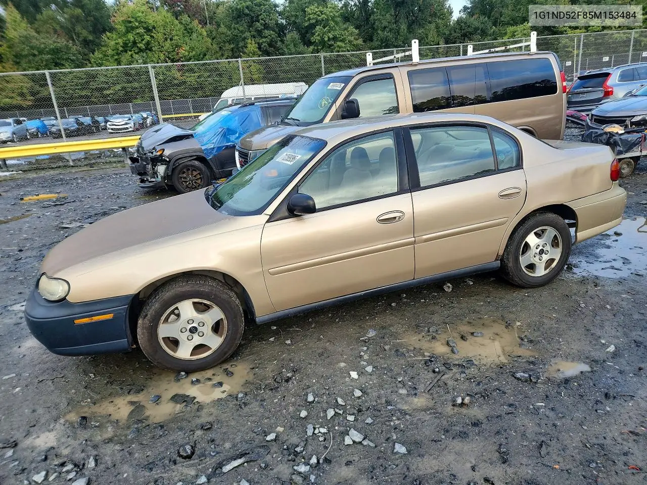 CHEVROLET CLASSIC 2005, VIN 1G1ND52F85M153484