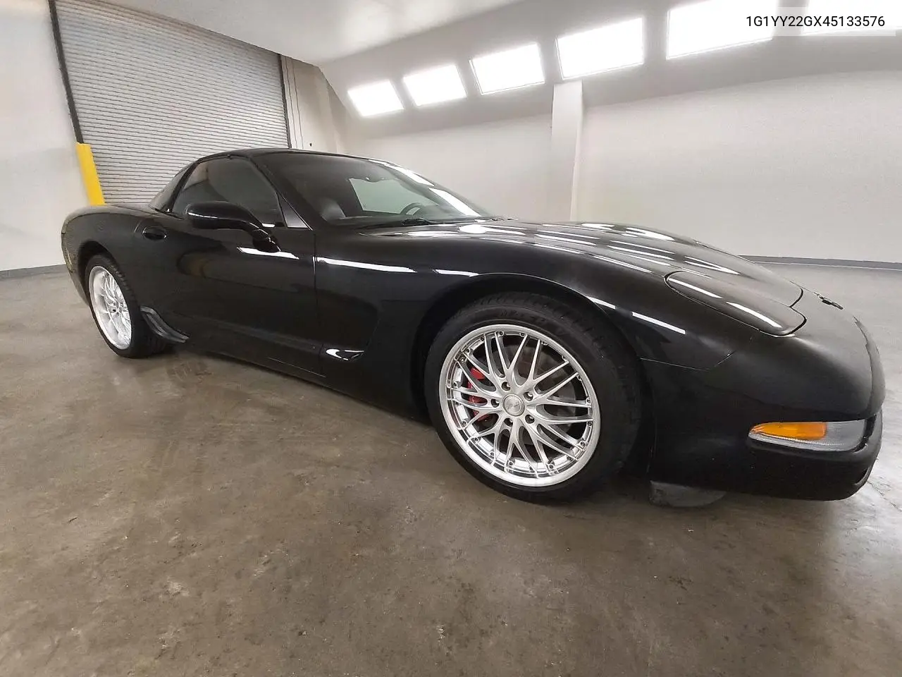 2004 CHEVROLET CORVETTE VIN 1G1YY22GX45133576 — фото 4