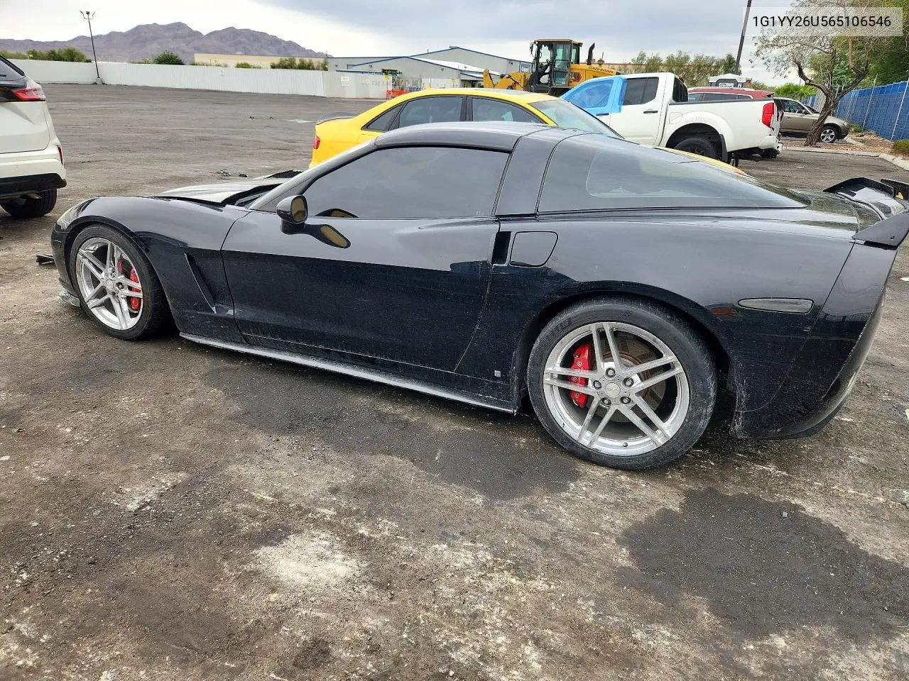 2006 CHEVROLET CORVETTE VIN 1G1YY26U565106546 — фото 2