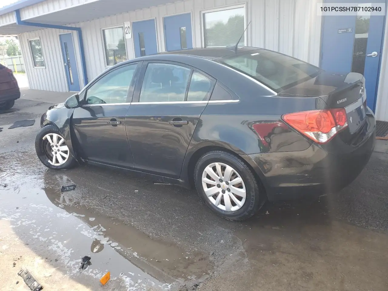 2011 CHEVROLET CRUZE VIN 1G1PC5SH7B7102940 — фото 2