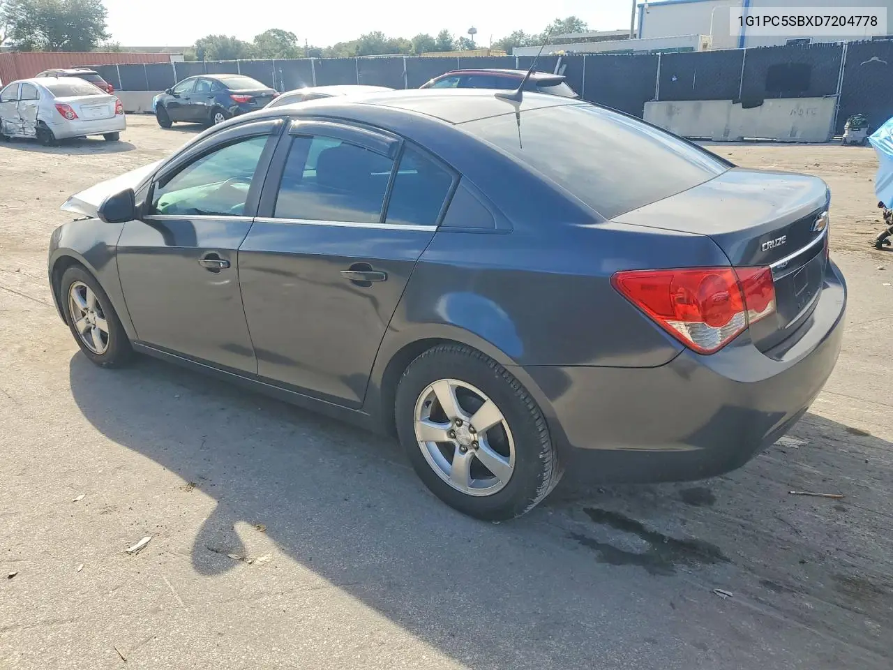 2013 CHEVROLET CRUZE VIN 1G1PC5SBXD7204778 — фото 2