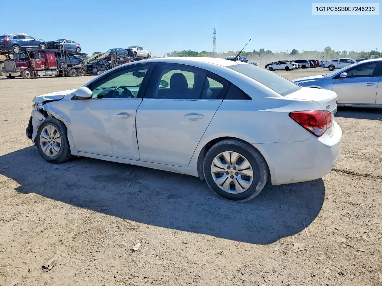 2014 CHEVROLET CRUZE VIN 1G1PC5SB0E7246233 — фото 2