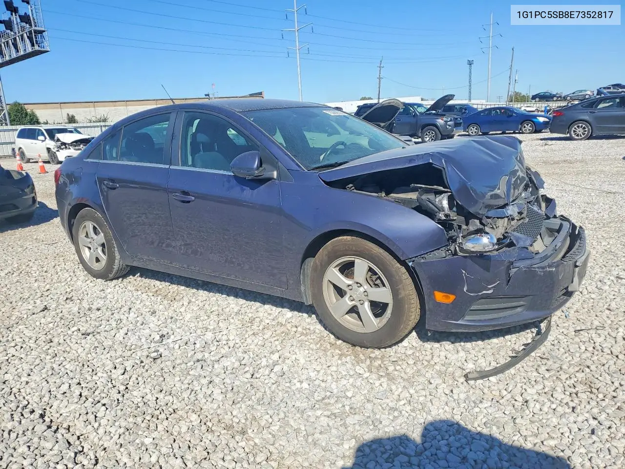 2014 CHEVROLET CRUZE VIN 1G1PC5SB8E7352817 — фото 4