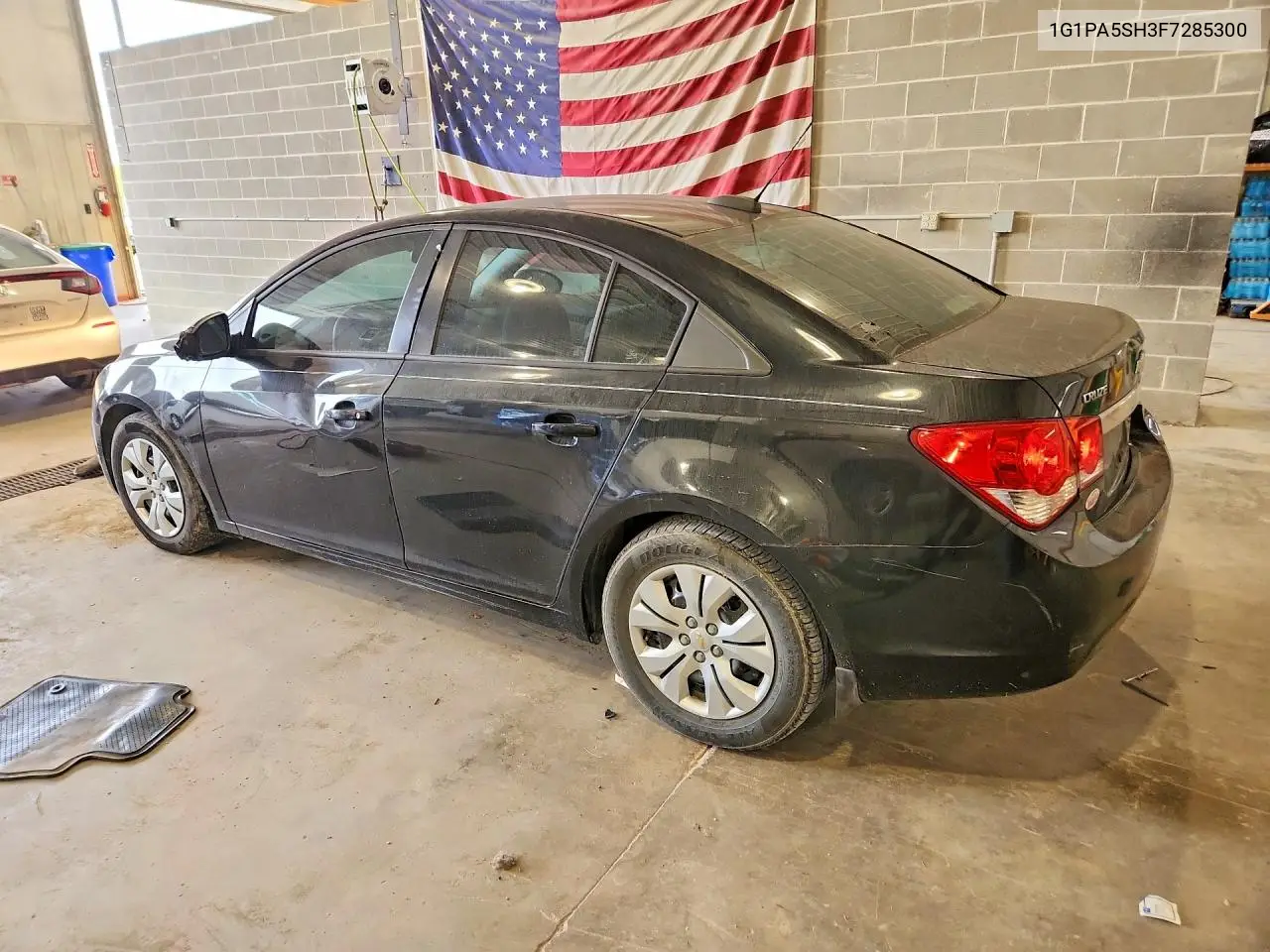 2015 CHEVROLET CRUZE VIN 1G1PA5SH3F7285300 — фото 2