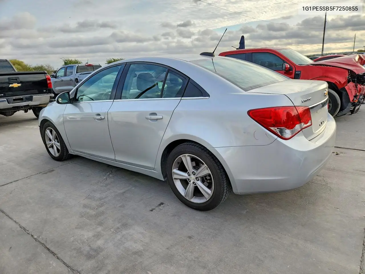 2015 CHEVROLET CRUZE VIN 1G1PE5SB5F7250855 — фото 2