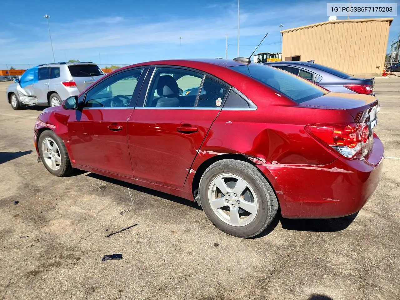 2015 CHEVROLET CRUZE VIN 1G1PC5SB6F7175203 — фото 2
