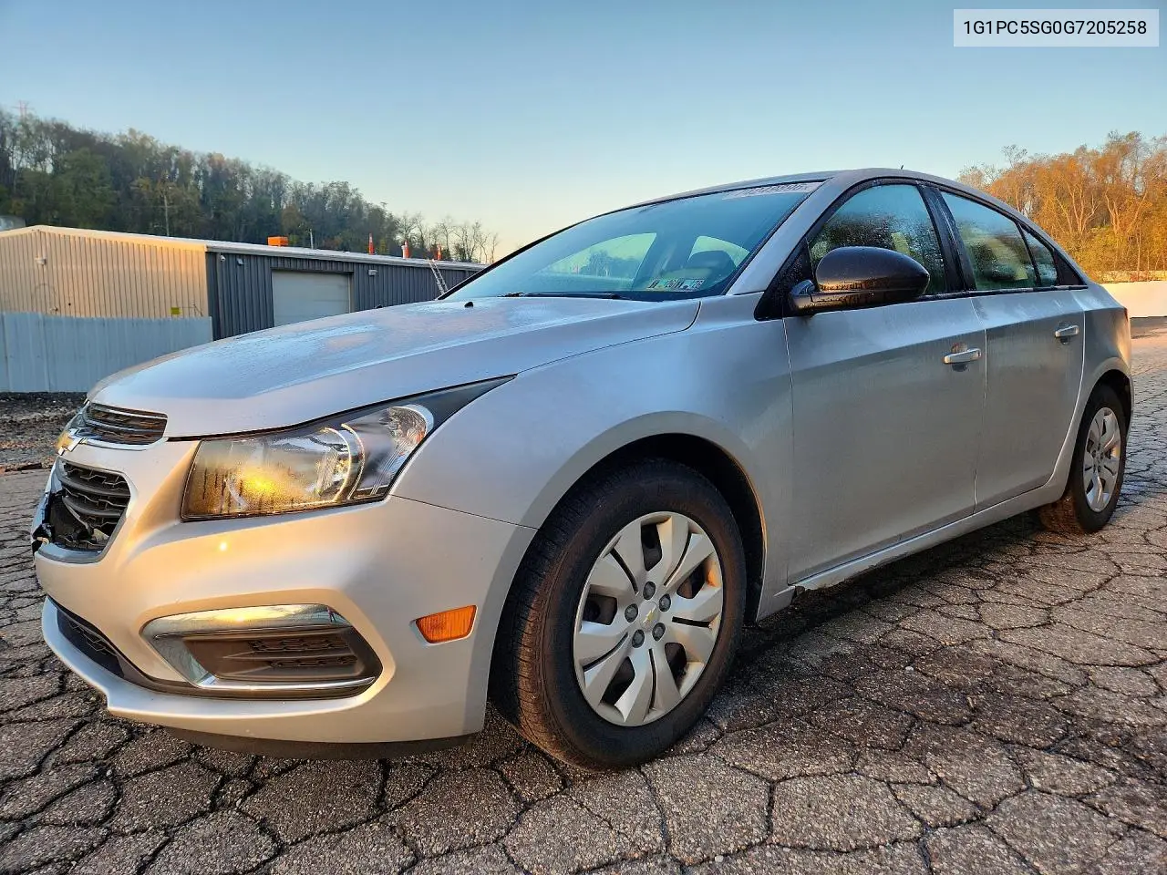 CHEVROLET CRUZE 2016, VIN 1G1PC5SG0G7205258