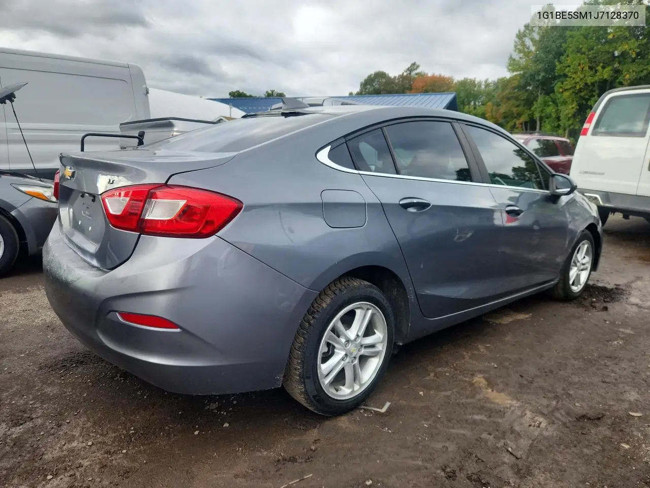 2018 CHEVROLET CRUZE VIN 1G1BE5SM1J7128370 — фото 3