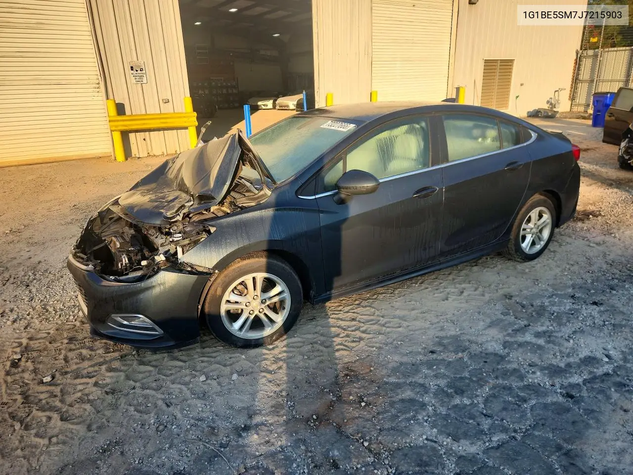 CHEVROLET CRUZE 2018, VIN 1G1BE5SM7J7215903