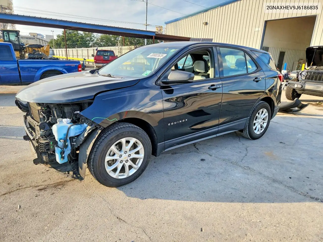 CHEVROLET EQUINOX 2018, VIN 2GNAXHEV9J6186835