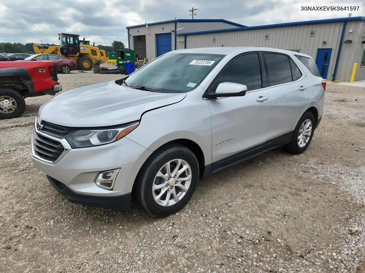 CHEVROLET EQUINOX 2019, VIN 3GNAXKEV5KS641597