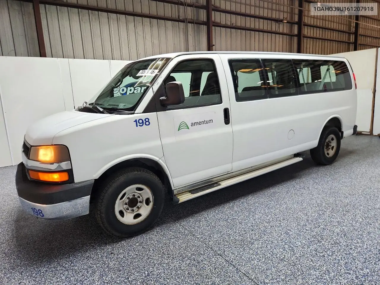 CHEVROLET EXPRESS 2006, VIN 1GAHG39U161207918