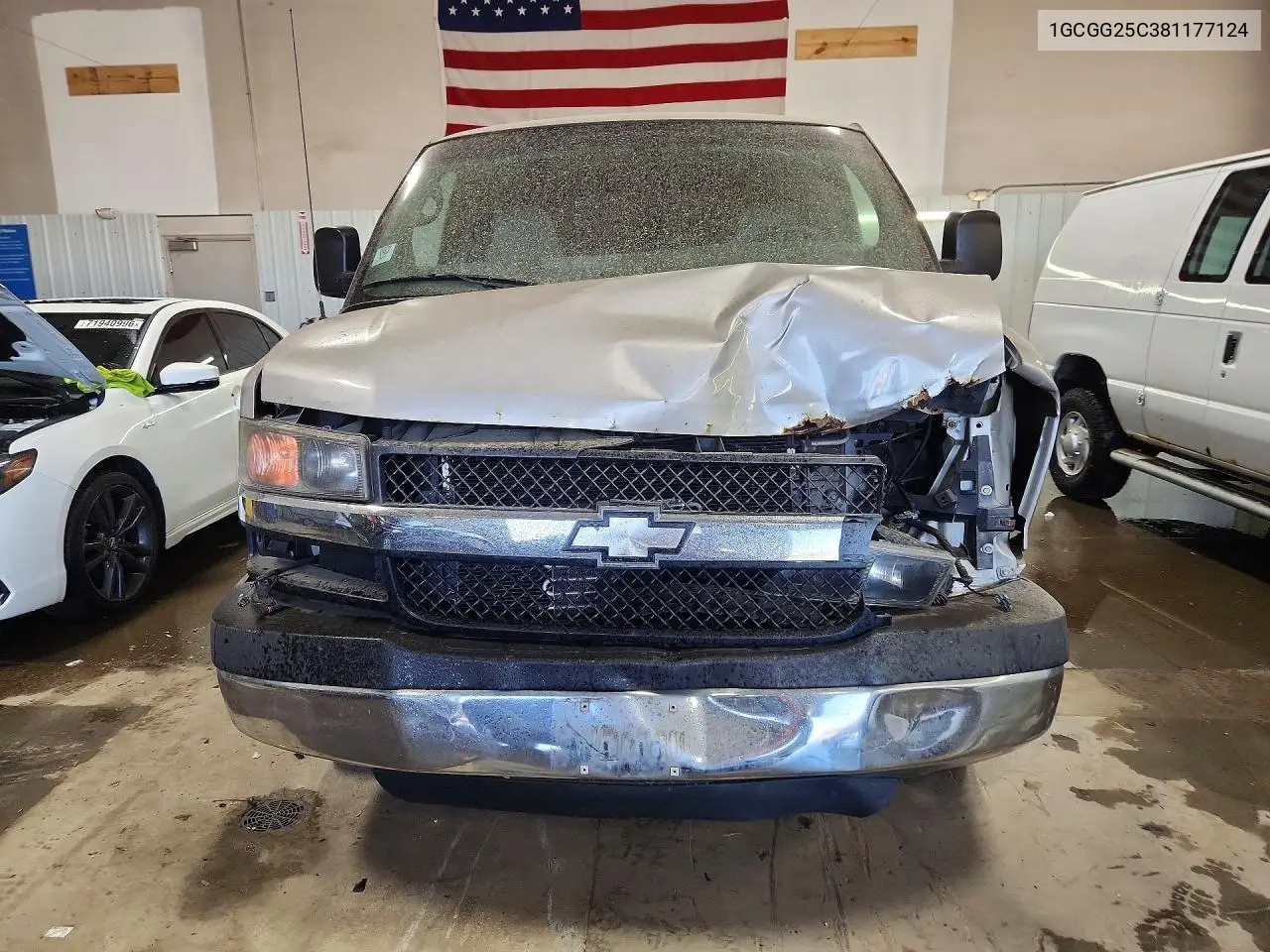 2008 CHEVROLET EXPRESS VIN 1GCGG25C381177124 — фото 5