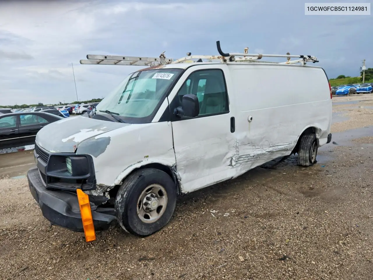 CHEVROLET EXPRESS 2012, VIN 1GCWGFCB5C1124981