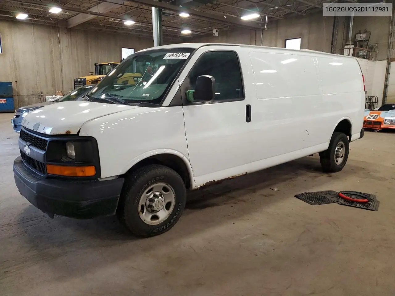 CHEVROLET EXPRESS 2013, VIN 1GCZGUCG2D1112981