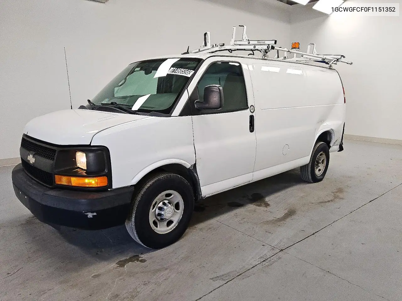 CHEVROLET EXPRESS 2015, VIN 1GCWGFCF0F1151352