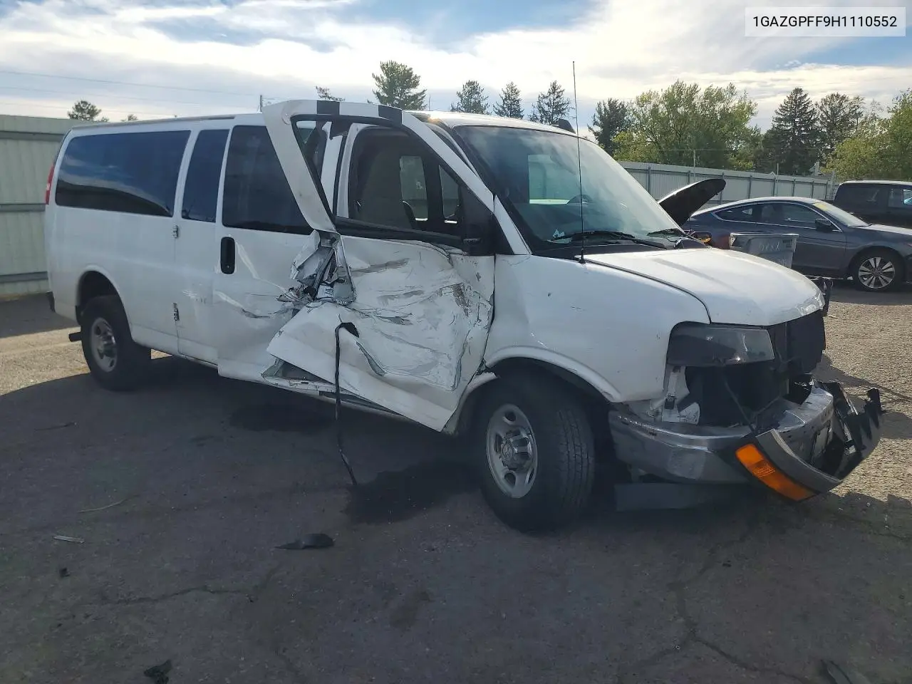 2017 CHEVROLET EXPRESS VIN 1GAZGPFF9H1110552 — фото 4
