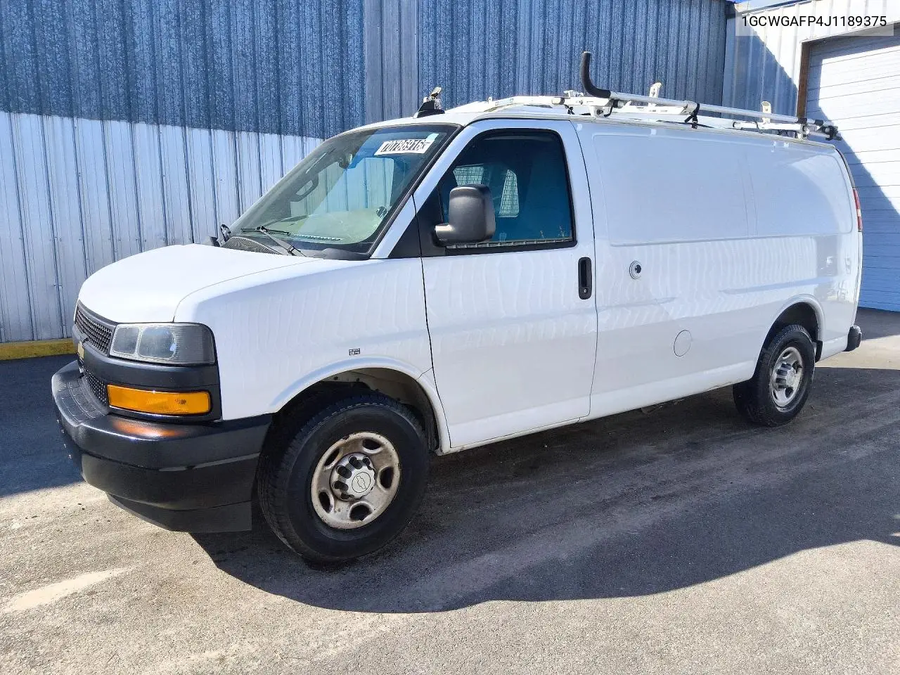 CHEVROLET EXPRESS 2018, VIN 1GCWGAFP4J1189375