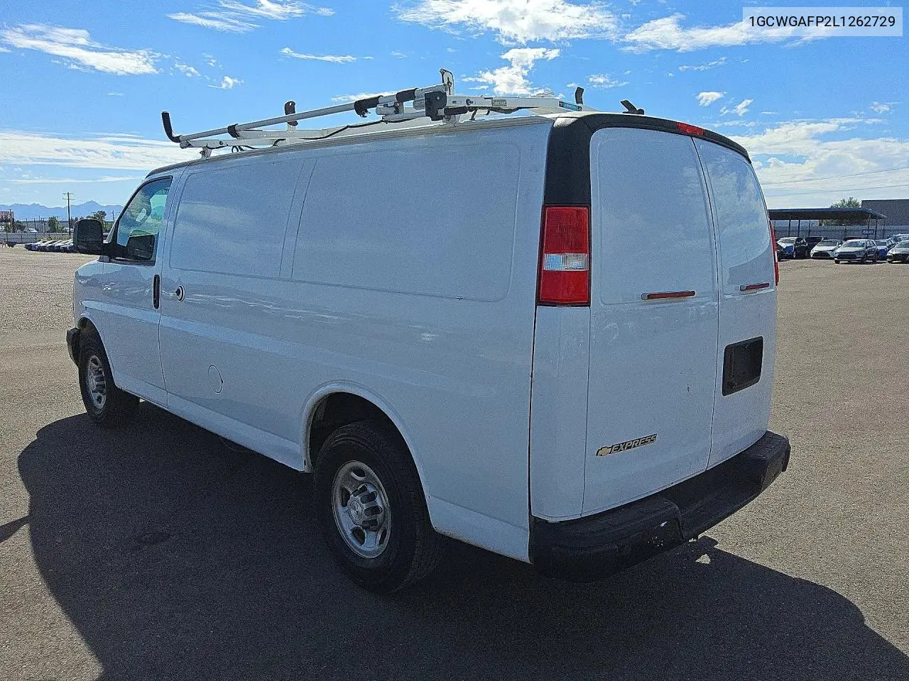 2020 CHEVROLET EXPRESS VIN 1GCWGAFP2L1262729 — фото 2