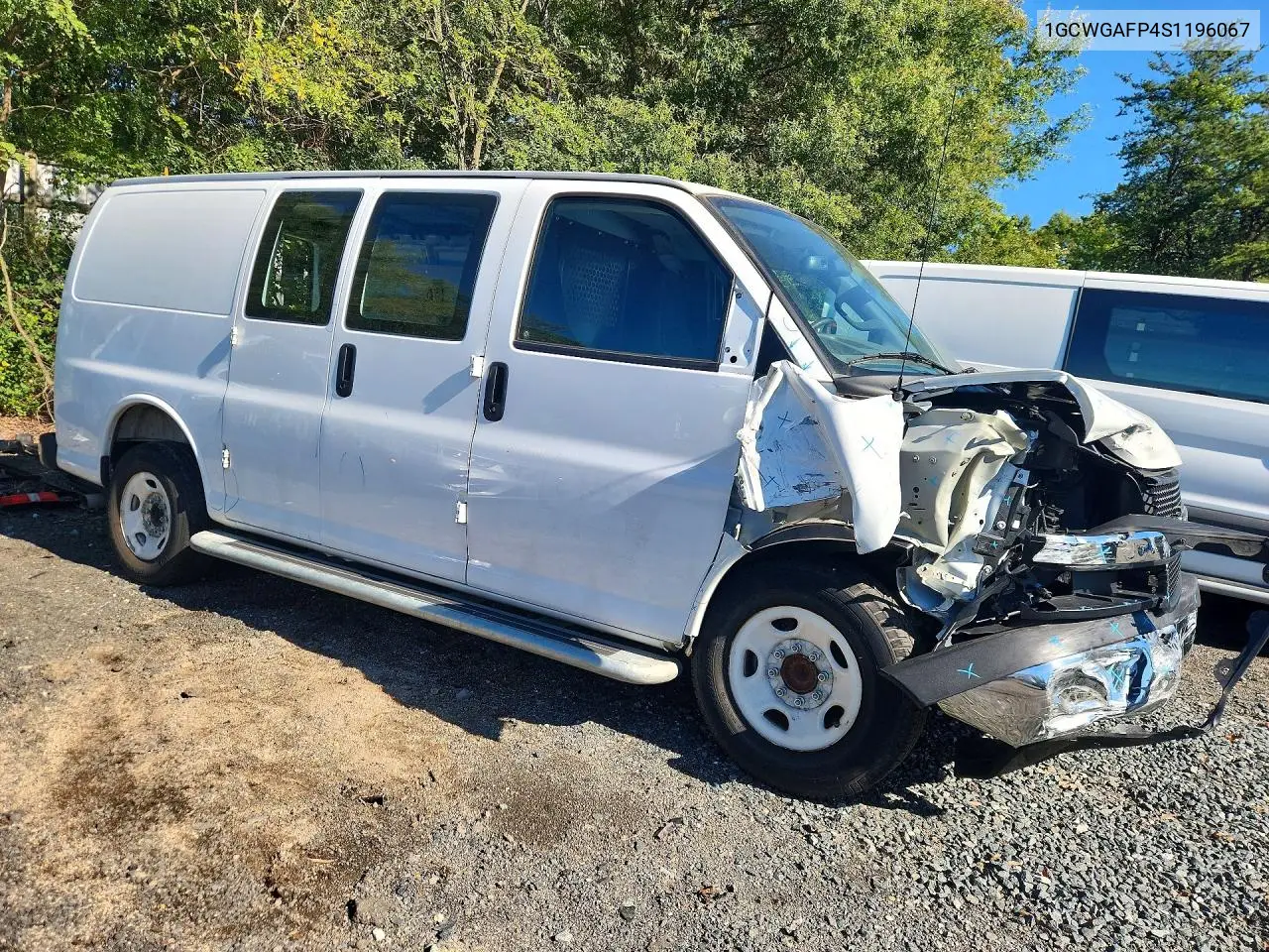 2025 CHEVROLET EXPRESS VIN 1GCWGAFP4S1196067 — фото 4