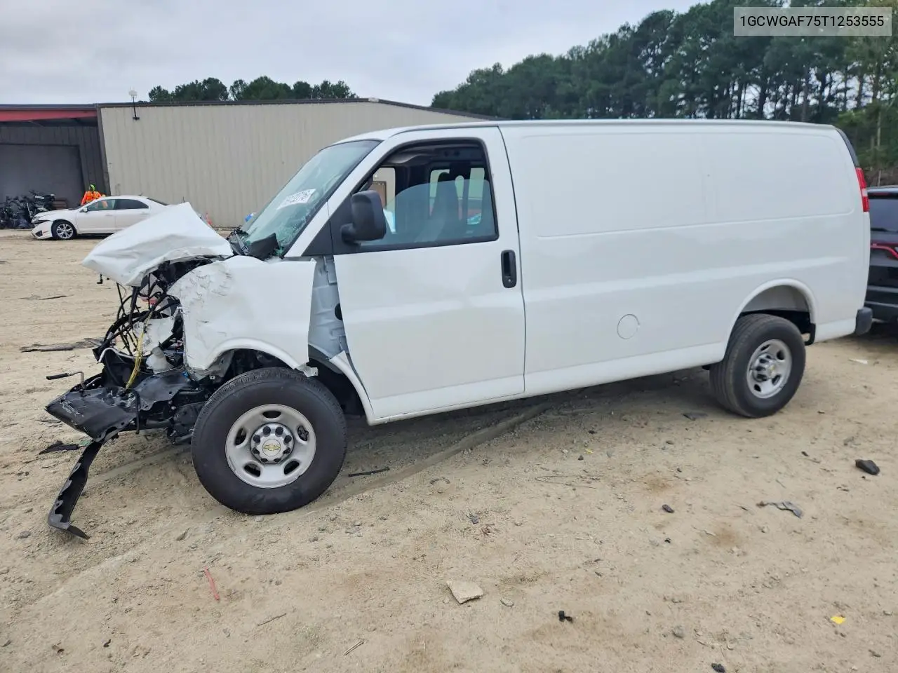 CHEVROLET EXPRESS 2026, VIN 1GCWGAF75T1253555