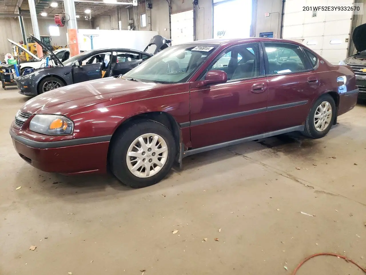 CHEVROLET IMPALA 2000, VIN 2G1WF52E3Y9332670