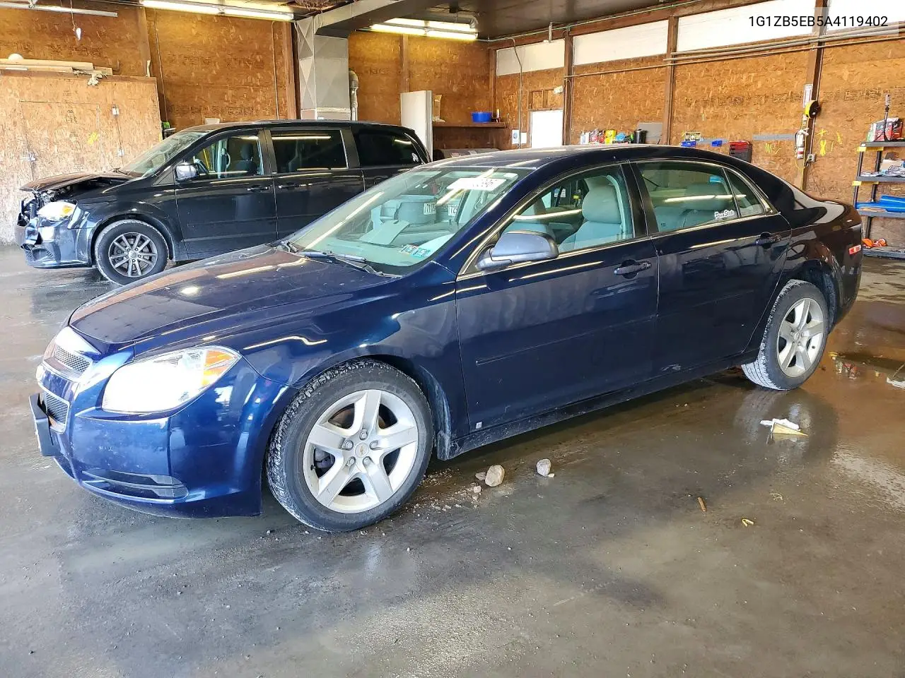 CHEVROLET MALIBU 2010, VIN 1G1ZB5EB5A4119402