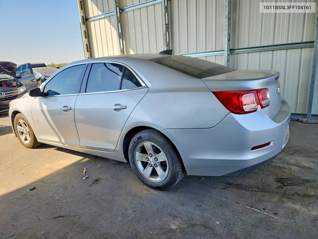 2015 CHEVROLET MALIBU VIN 1G11B5SL3FF104161 — фото 2
