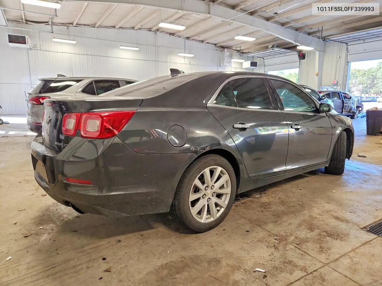 2015 CHEVROLET MALIBU VIN 1G11F5SL0FF339993 — фото 3