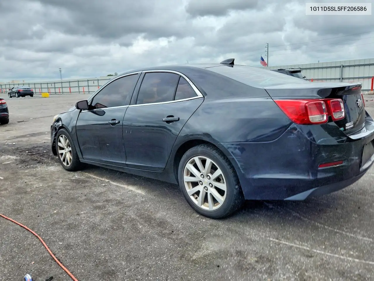 2015 CHEVROLET MALIBU VIN 1G11D5SL5FF206586 — фото 2