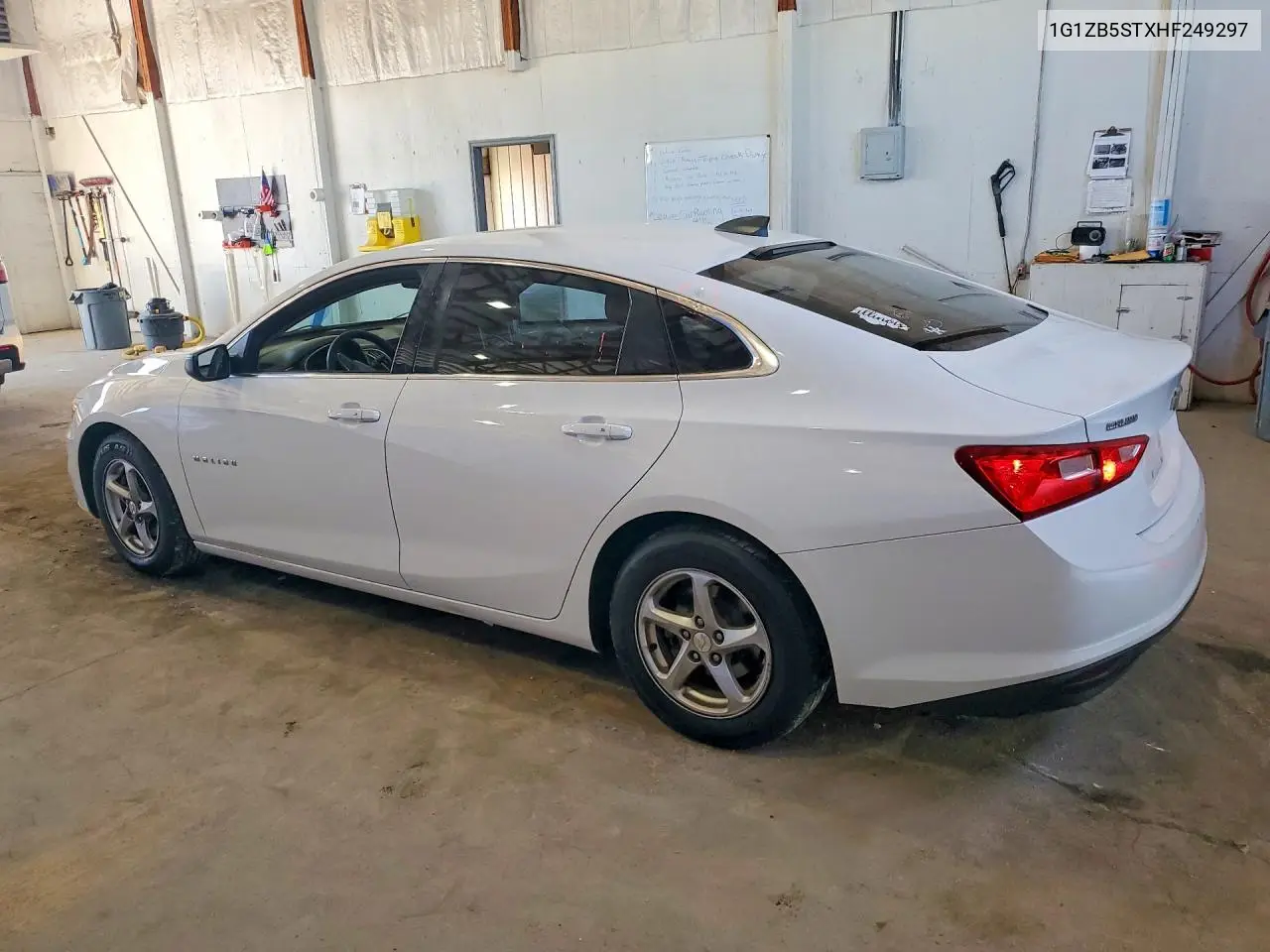 2017 CHEVROLET MALIBU VIN 1G1ZB5STXHF249297 — фото 2