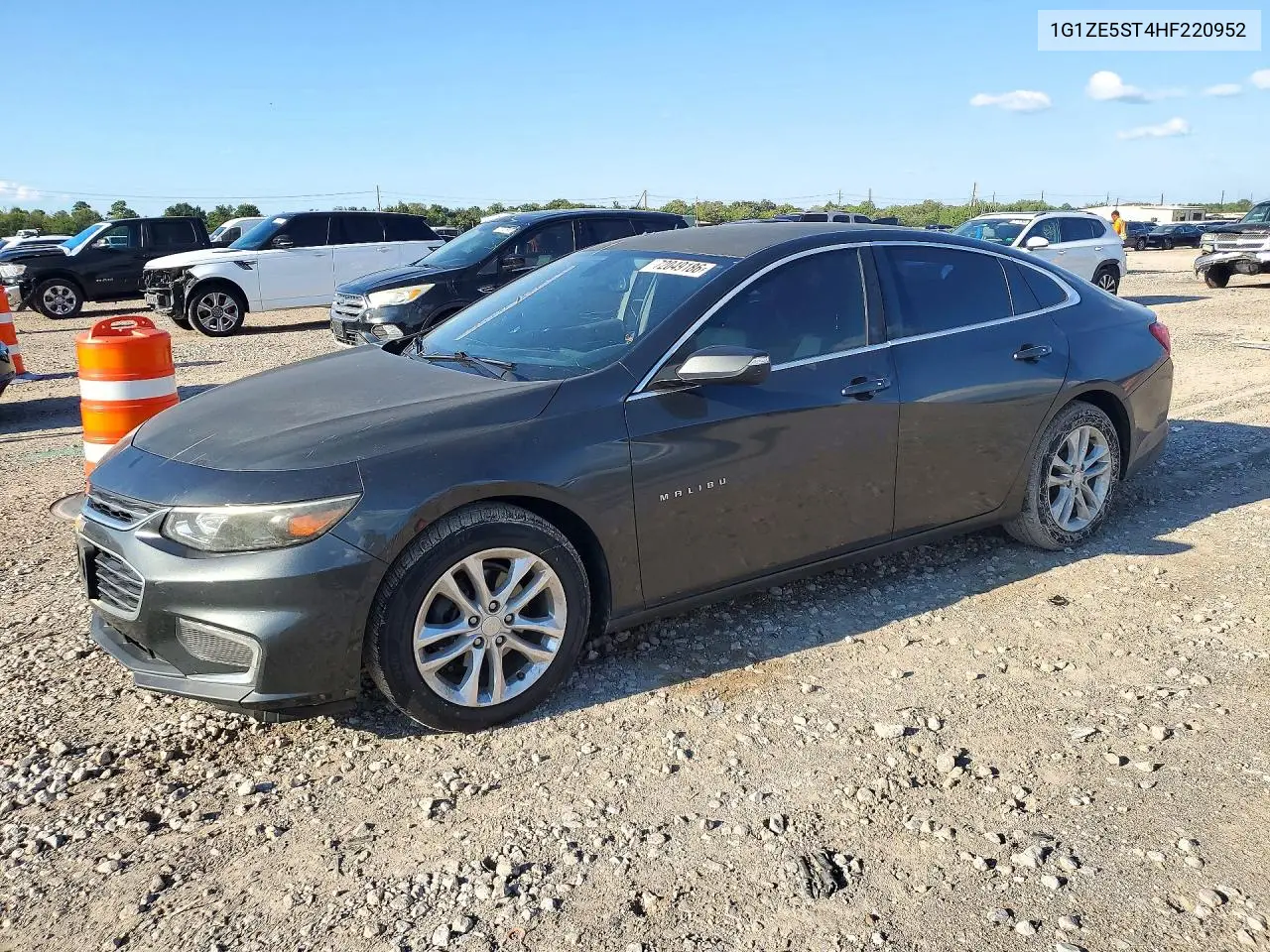 CHEVROLET MALIBU 2017, VIN 1G1ZE5ST4HF220952