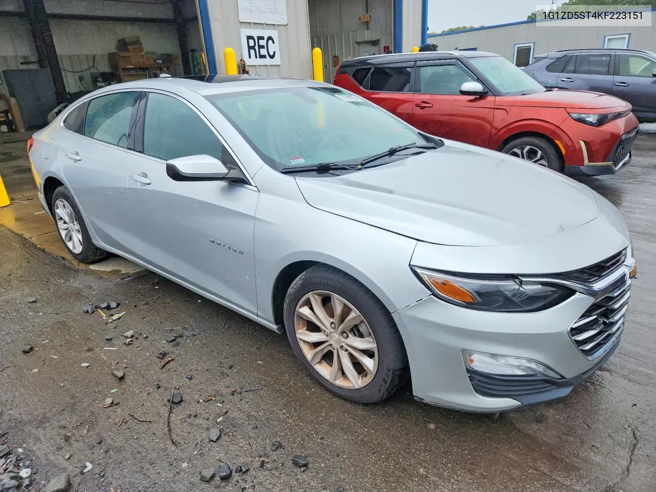 2019 CHEVROLET MALIBU VIN 1G1ZD5ST4KF223151 — фото 4