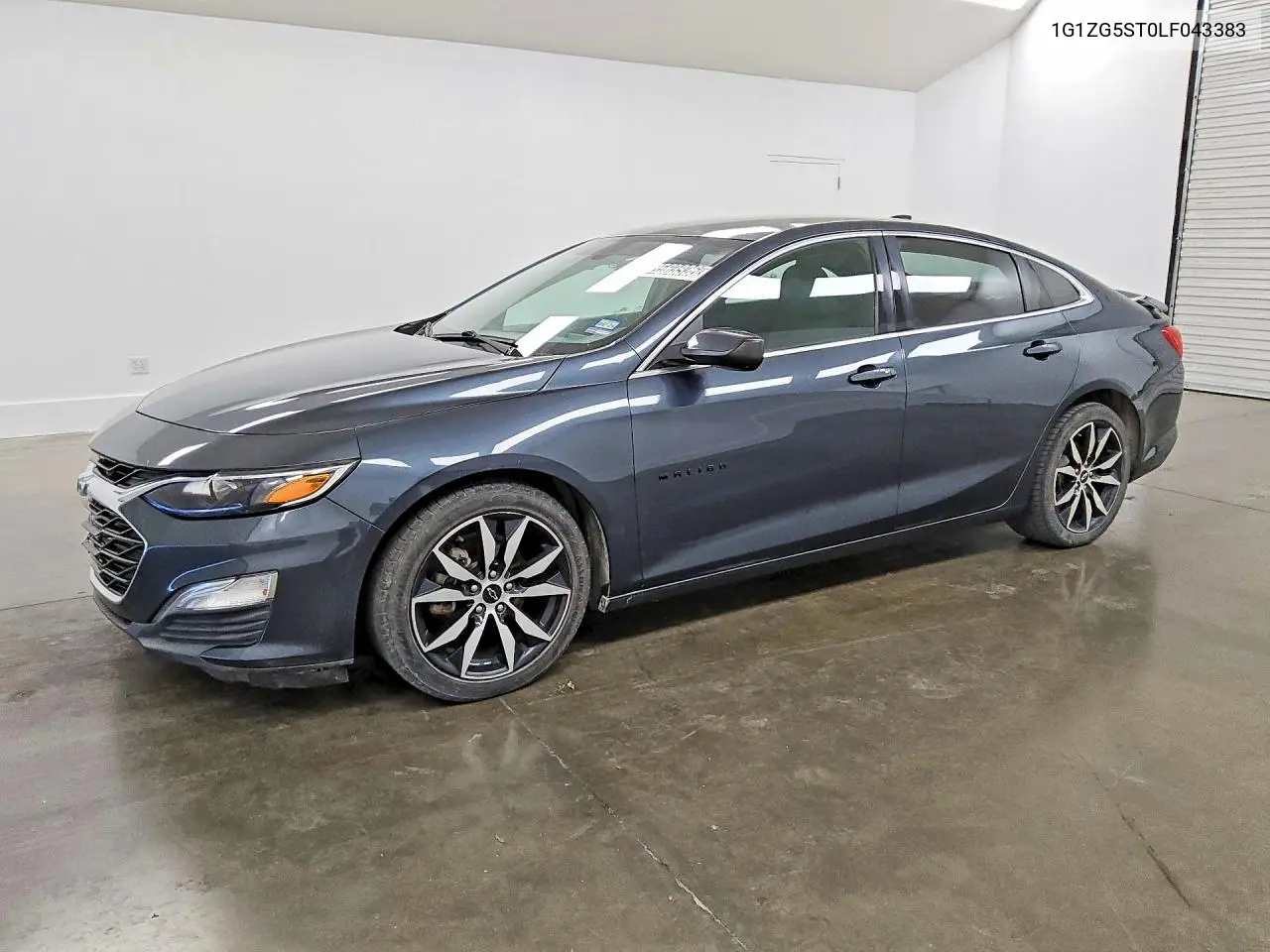 CHEVROLET MALIBU 2020, VIN 1G1ZG5ST0LF043383