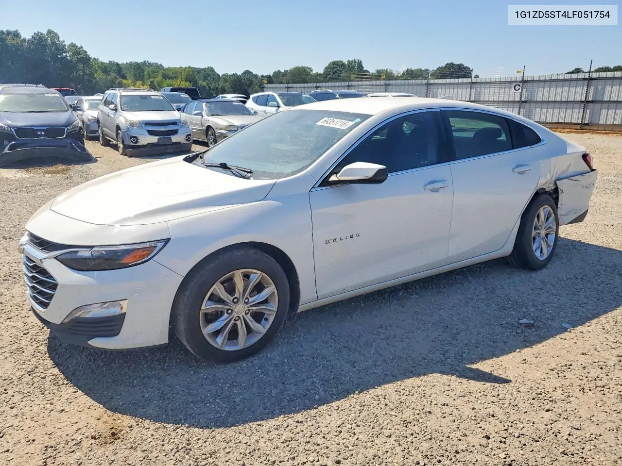 CHEVROLET MALIBU 2020, VIN 1G1ZD5ST4LF051754